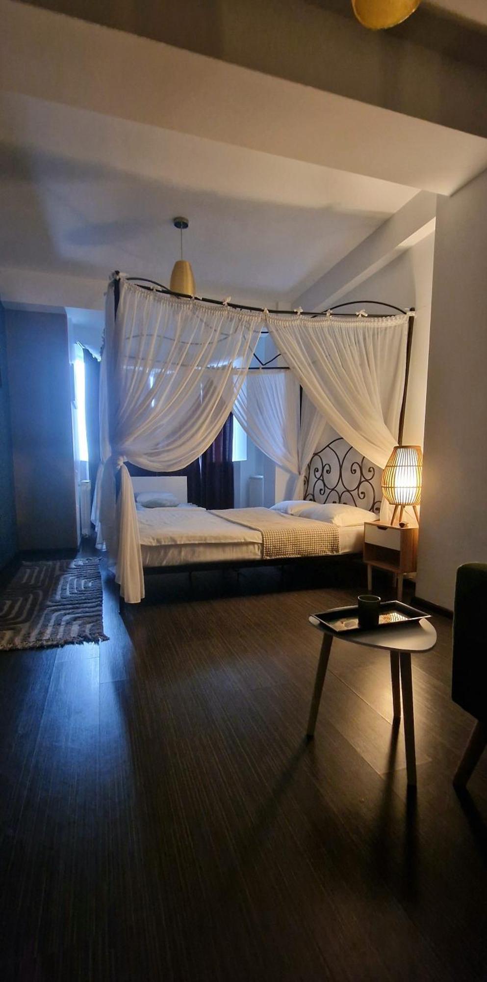 Hotel Jolie Apartments Gałacz Zewnętrze zdjęcie