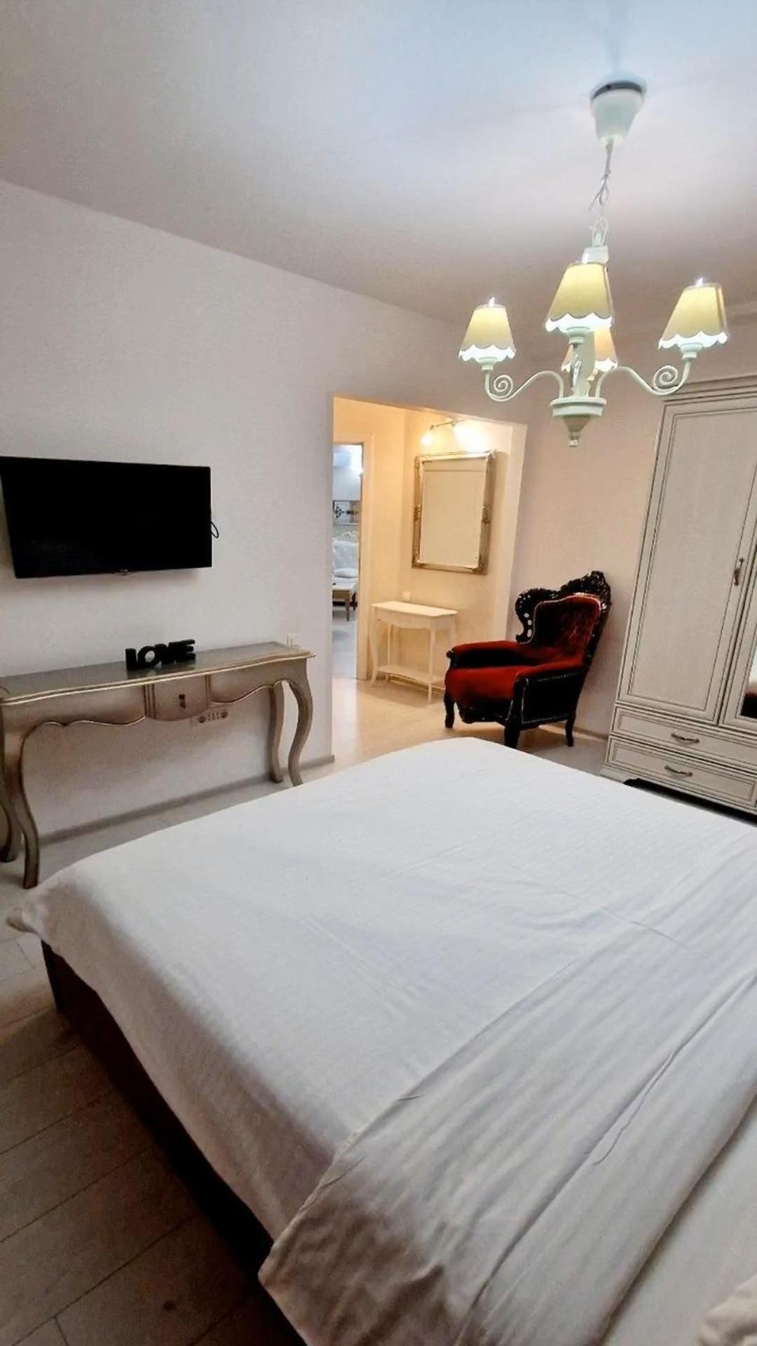 Hotel Jolie Apartments Gałacz Zewnętrze zdjęcie