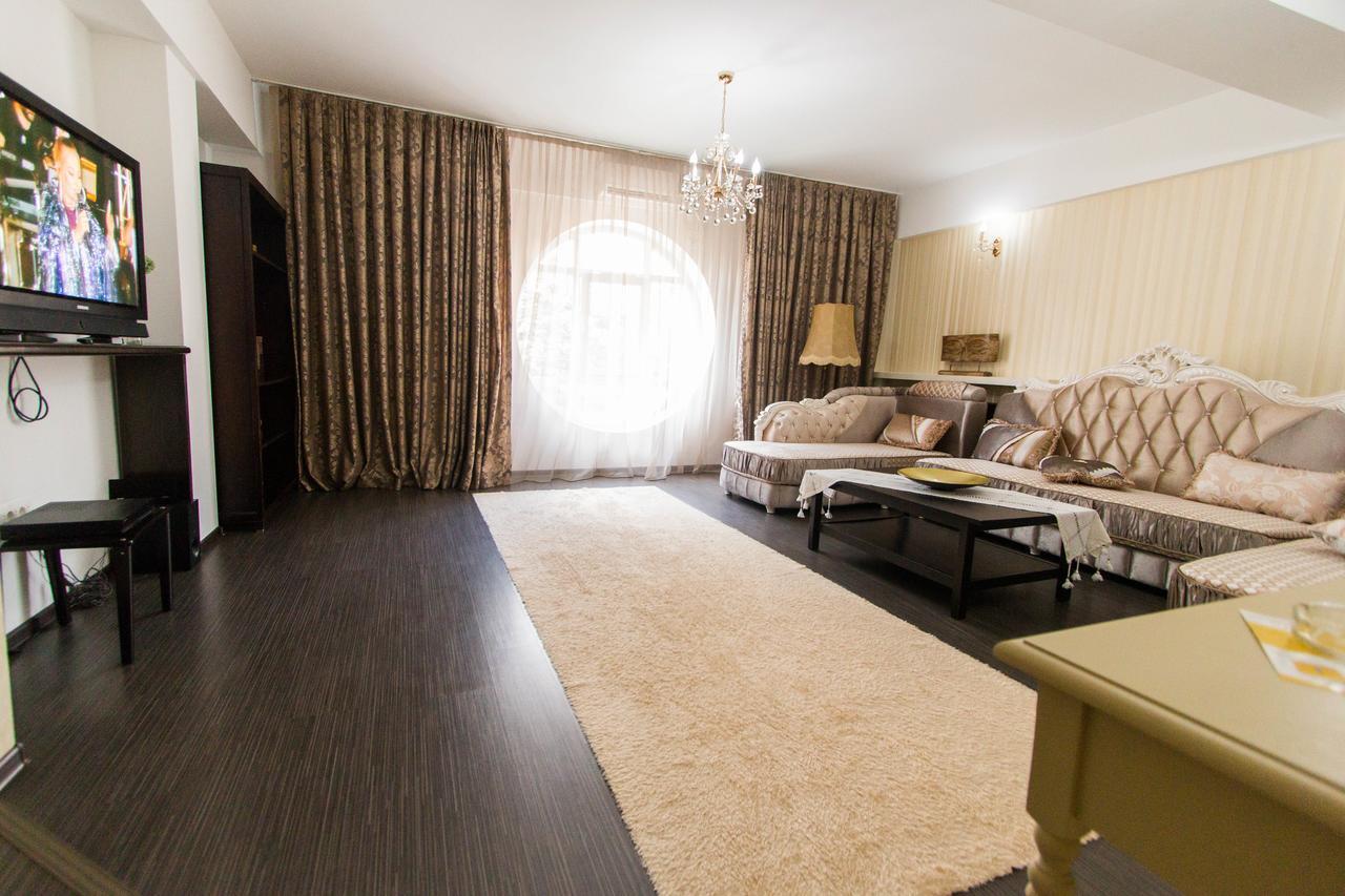 Hotel Jolie Apartments Gałacz Zewnętrze zdjęcie