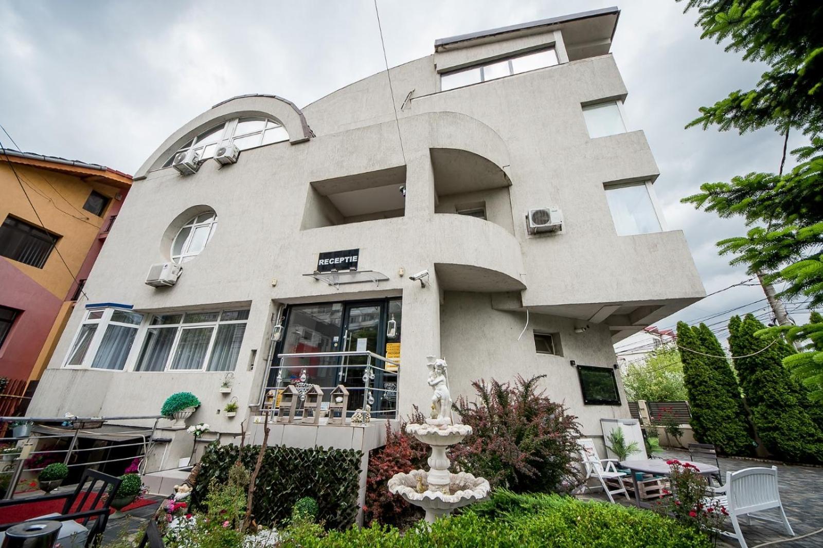 Hotel Jolie Apartments Gałacz Zewnętrze zdjęcie